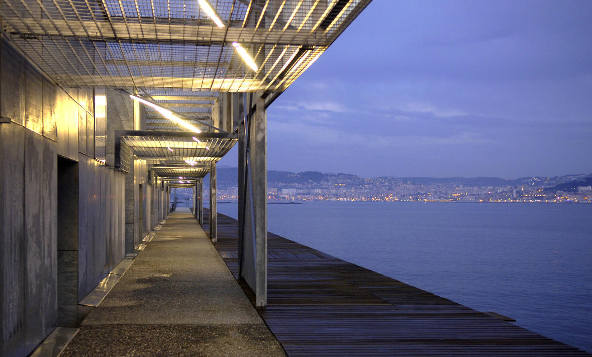 Departamentos para pescadores en cangas 2005-2007