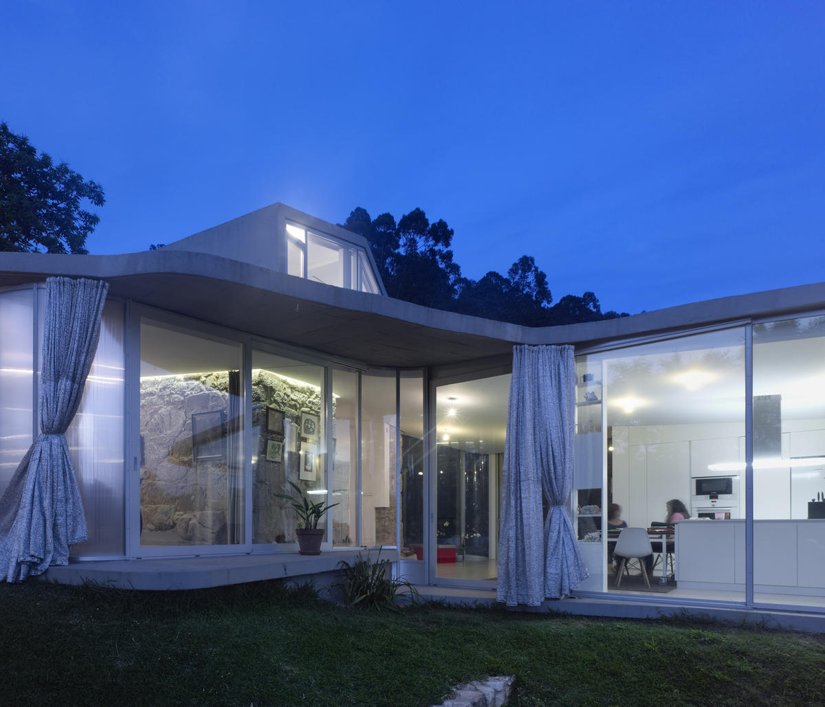 Vivienda en Tebra -Irisarri Piñeira